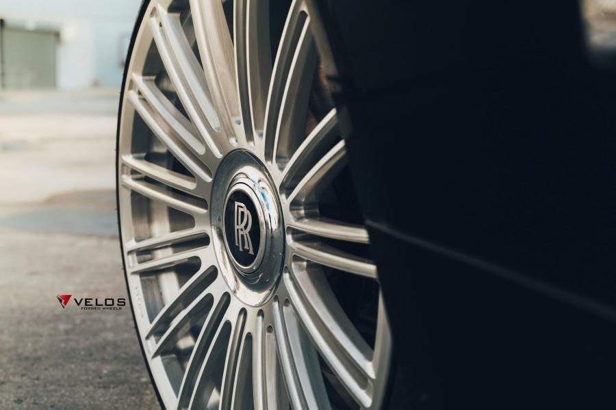 Колеса Rolls-Royce Wraith on Velos Wheels (CRS15) 2019 года  (фото 7 из 17)